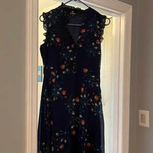 Cute flower lulus dress never worn